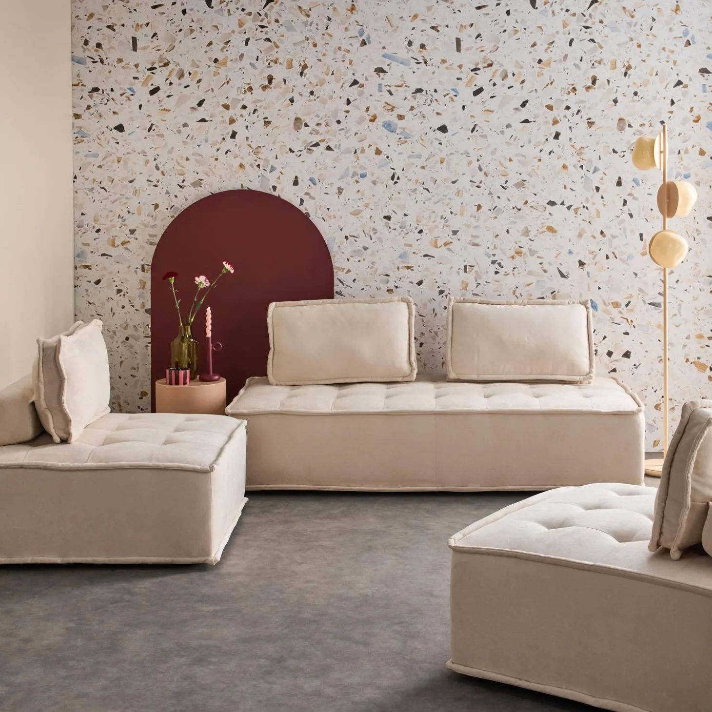 Sofá modular em tecido alcochoado, 4 lugares