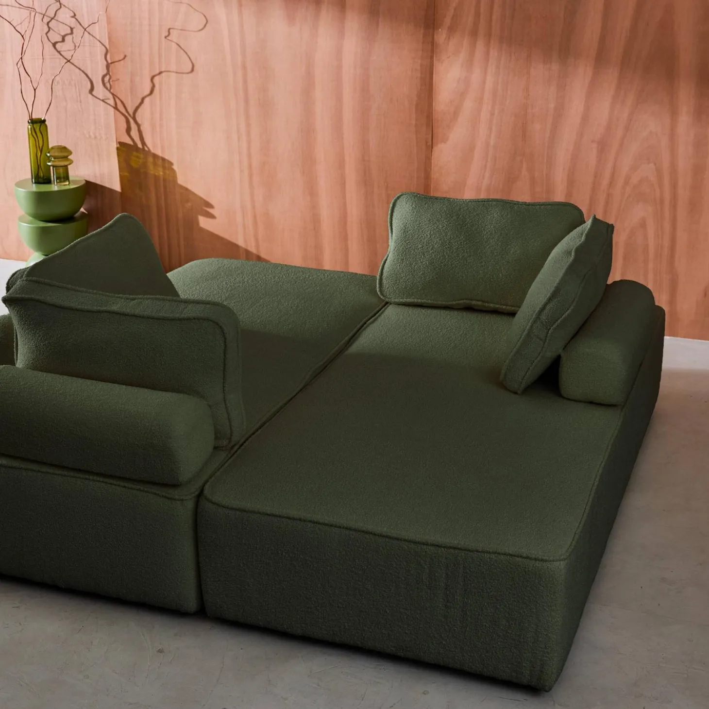 Sofá modular em tecido boucle de 4 lugares
