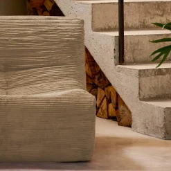 Sofá modular em tecido veludo canelado, 2 lugares