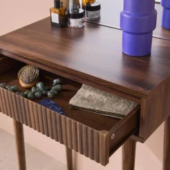 Toucador decorado efeito madeira, espelho arredondado, 60cm
